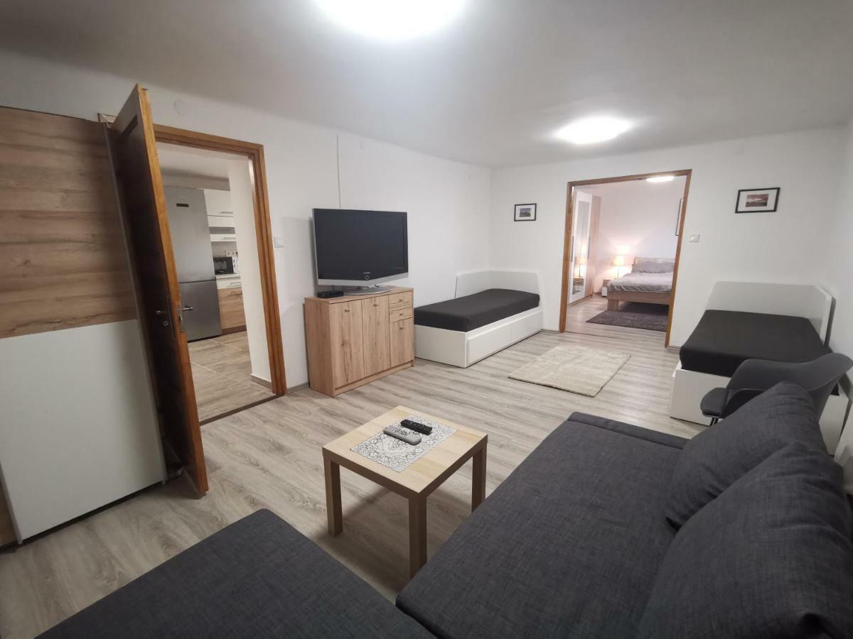 Szent Erzsebet Apartmanhaz Kecskemét Exterior foto